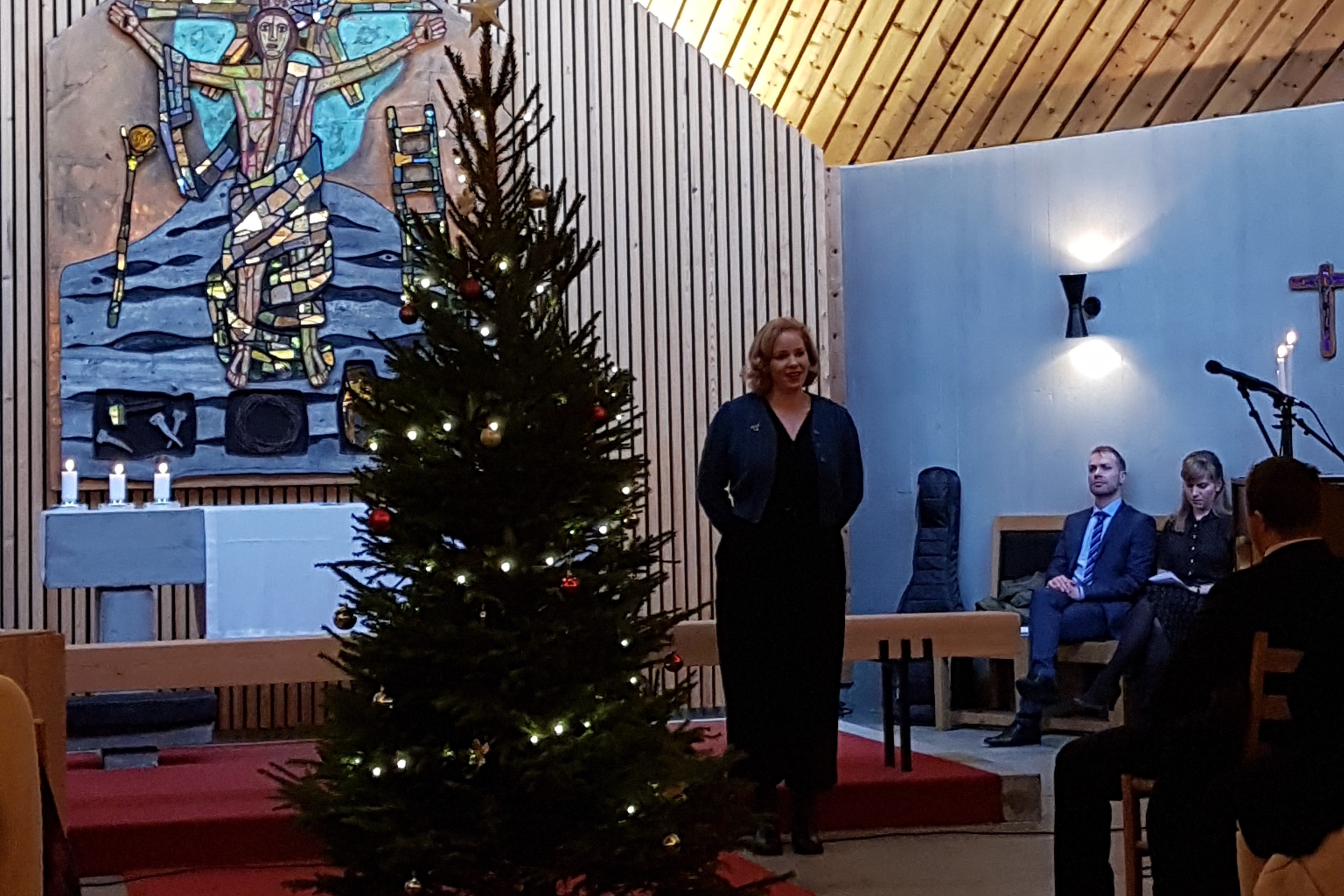 Frøy Hovland Holtbakk i Skurdalskyrkja 1.juledag 2017
